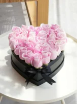pink-roses-box-arrengement-flowers-in-kadriye.webp