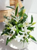 white-lily-arrengement-flowers-in-belek-1.webp